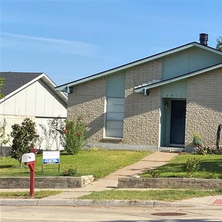 Buy this 3 bed house on 2011 Kings Road in Carrollton, TX 75007