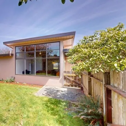 Buy this 3 bed house on 1786 Roberts Way in Alliance, Arcata