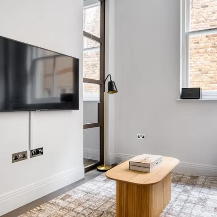 Rent this 1 bed apartment on 5 Chancery Lane in Blackfriars, London