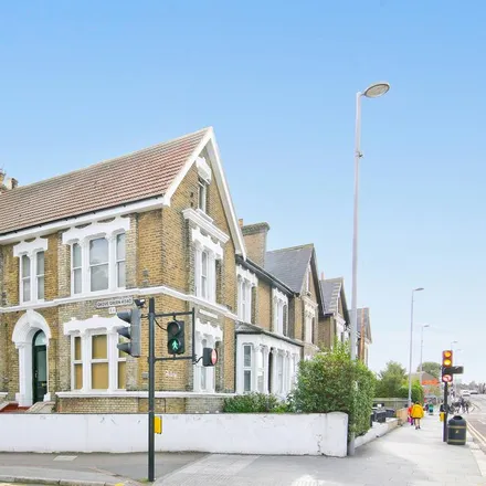 Rent this 2 bed apartment on 206 High Road Leyton in London, E10 5PS