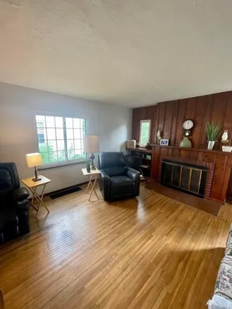Image 2 - 1189 Dover Ave, Columbus, Ohio, 43212 - House for sale