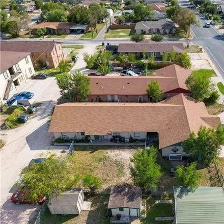 Image 3 - 912 N 29th St, McAllen, Texas, 78501 - House for sale