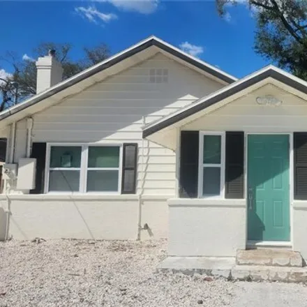 Rent this 3 bed house on 2141 5th Street in Sarasota, FL 34237