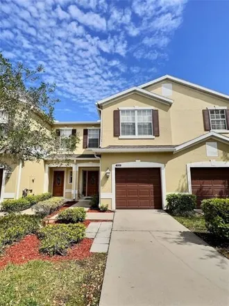 Buy this 3 bed house on 1935 Beacon Bay Court in Apopka, FL 32712