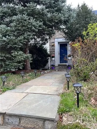Image 2 - 469 Westchester Avenue, Fleetwood, City of Mount Vernon, NY 10552, USA - House for sale