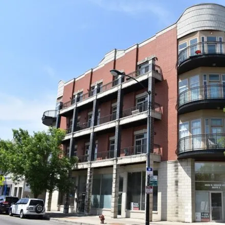 Rent this 2 bed apartment on 4518 North Kedzie Avenue in Chicago, IL 60625
