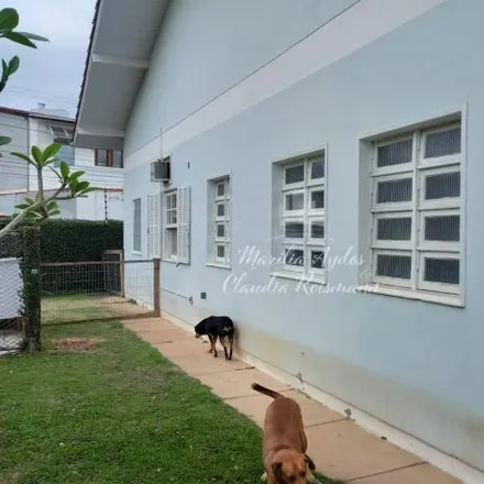 Buy this 6 bed house on Travessa Colombo Faraco in Córrego Grande, Florianópolis - SC