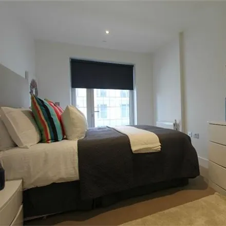 Image 8 - Sheppard Heights, Love Lane, London, SE18 6ZJ, United Kingdom - Apartment for rent