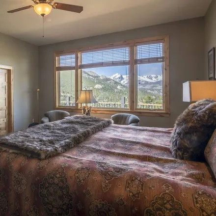 Rent this 3 bed townhouse on Estes Park in CO, 80517