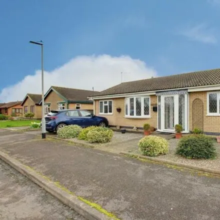 Buy this 3 bed house on Edwalton Avenue in Sutton-on-Sea, LN12 2SS