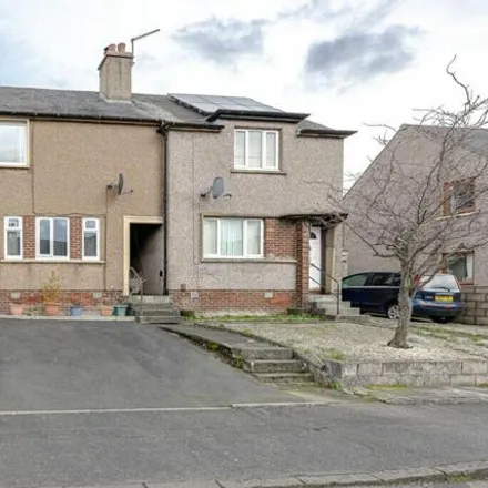 Buy this 3 bed townhouse on Crum Crescent in Hillpark, Stirling