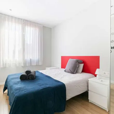 Image 3 - Carrer d'Aribau, 66, 08001 Barcelona, Spain - Apartment for rent