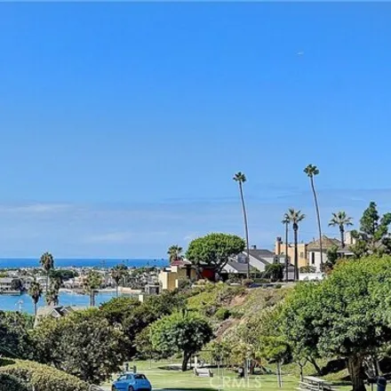 Image 1 - 418 Carnation Ave, Corona Del Mar, California, 92625 - Townhouse for rent