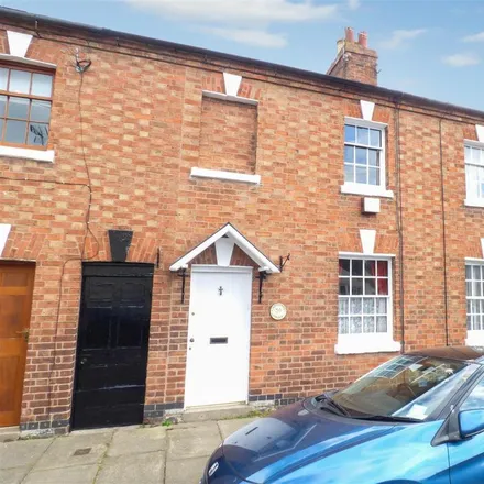 Rent this 2 bed townhouse on Mulberry Street in Stratford-upon-Avon, CV37 6RS