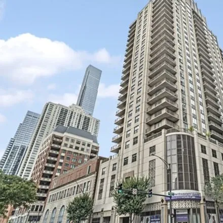 Buy this 3 bed condo on The Caravel in 635 North Dearborn Street, Chicago