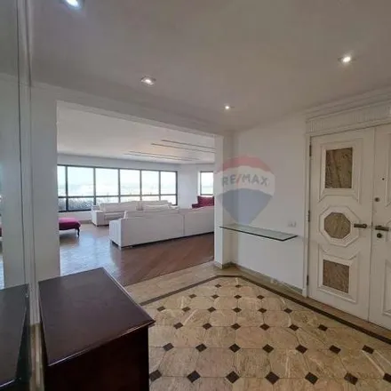 Rent this 6 bed apartment on Óticas Carol in Rua Maria Monteiro, Cambuí