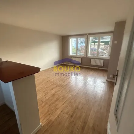 Rent this 3 bed apartment on 1 Place de Trèves in 54500 Vandœuvre-lès-Nancy, France