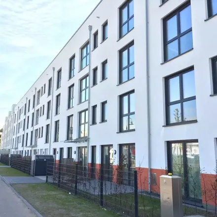 Rent this 3 bed apartment on Helsinkistraße 1 in 53117 Bonn, Germany