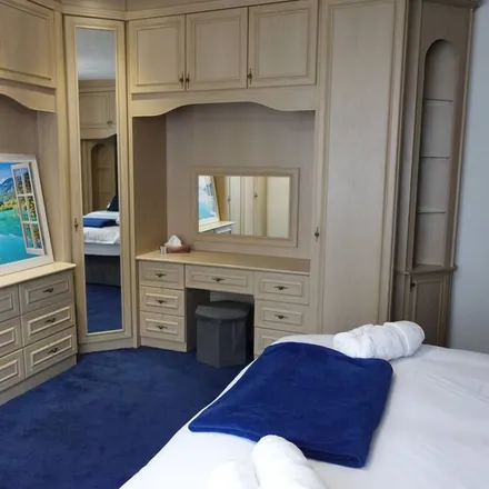 Rent this 5 bed house on Birmingham in B25 8YG, United Kingdom