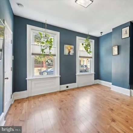 Image 3 - 2212 Christian Street, Philadelphia, PA 19146, USA - House for sale