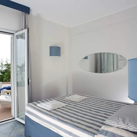 Rent this 1 bed apartment on 84079 Vibonati SA