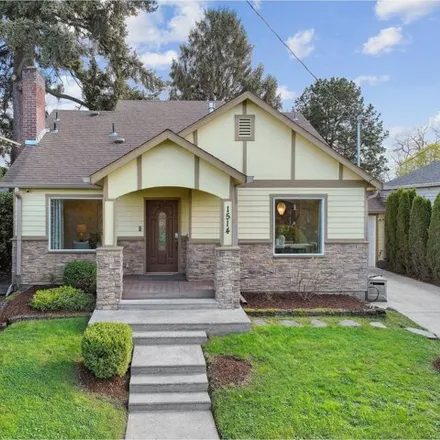 Buy this 4 bed house on 1514 Northeast Ainsworth Street in Portland, OR 97211