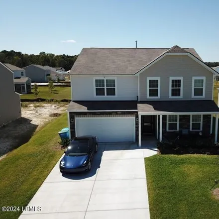 Rent this 5 bed house on Seneca Way in Port Royal, Beaufort County