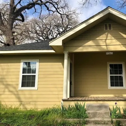 Rent this 2 bed house on 905 Isbell Road in Fort Worth, TX 76114