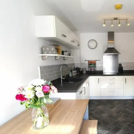 Rent this 3 bed duplex on Cable Place in Leeds, LS10 1GB