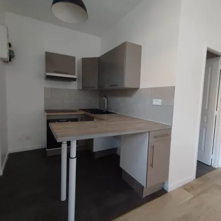 Rent this 3 bed apartment on 1 Avenue Charles de Gaulle in 03100 Montluçon, France