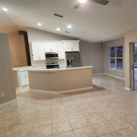 Image 8 - 2883 Picadilly Cir, Kissimmee, Florida, 34747 - House for sale