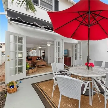 Image 7 - 310 Coral Avenue, Newport Beach, CA 92662, USA - House for rent