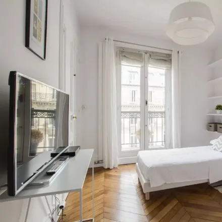 Image 3 - 30 Rue Cambacérès, 75008 Paris, France - Apartment for rent