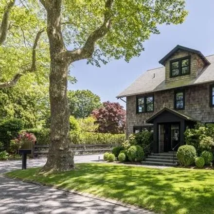 Buy this 4 bed house on 103 Mill Hill Lane in Jericho, Village of East Hampton