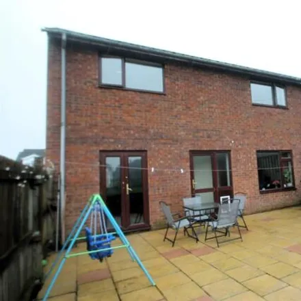 Buy this 3 bed house on Maes-y-Genlli in Clatter, SY17 5NS