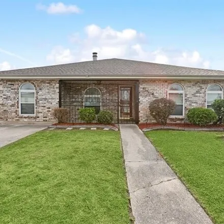 Image 1 - 5531 Rickert Drive, New Orleans, LA 70126, USA - House for sale