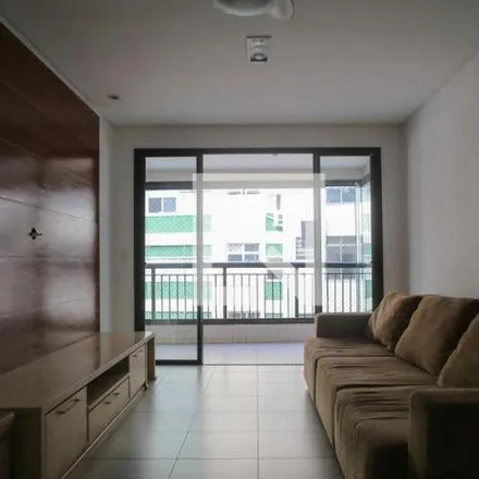 Rent this 2 bed apartment on Rua Cyra in Pompéia, Santos - SP