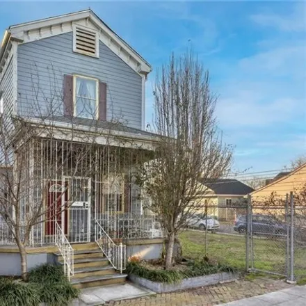 Image 1 - 1136 Touro Street, Faubourg Marigny, New Orleans, LA 70116, USA - House for rent