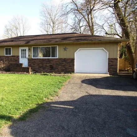 Image 1 - East Edgar Bergan Boulevard, Decatur, Decatur Township, MI 49045, USA - House for sale