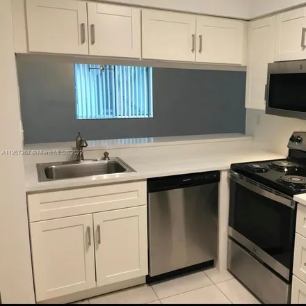 Image 2 - 9231 Southwest 138th Place, Miami-Dade County, FL 33186, USA - Condo for rent