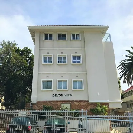 Rent this 2 bed apartment on Oakhurst Girls' Primary School in Weltevreden Avenue, Cape Town Ward 58