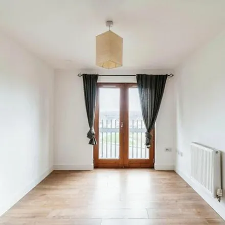 Image 3 - unnamed road, Chippenham, SN15 3QJ, United Kingdom - Apartment for sale