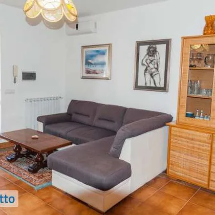Image 2 - Via Praiano, 00056 Fiumicino RM, Italy - Apartment for rent