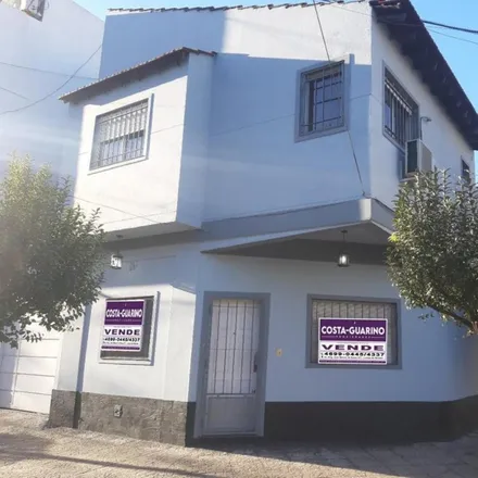 Buy this studio house on Pueyrredón 3600 in Partido de La Matanza, 1756 Lomas del Mirador