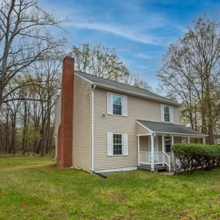 Image 4 - 8116 Fort Foote Road, Fort Washington, MD 20744, USA - House for sale