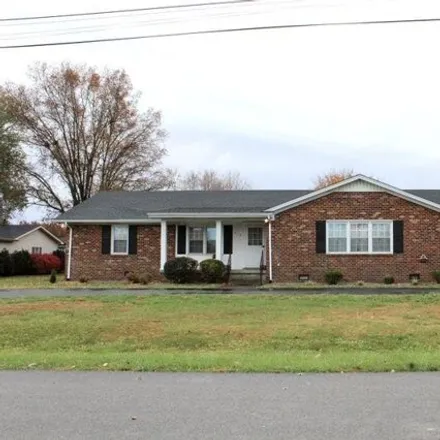 Buy this 3 bed house on 537 Greenwood Drive in Franklin, KY 42134