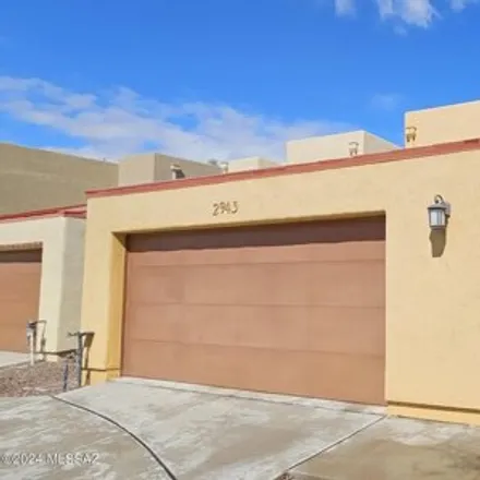 Buy this 3 bed house on 2999 Canyon Bend Street in Tucson, AZ 85716