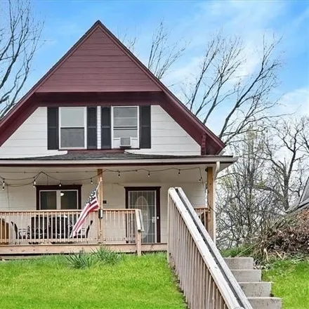 Buy this 4 bed house on 1413 Waverly Avenue in Kansas City, KS 66104