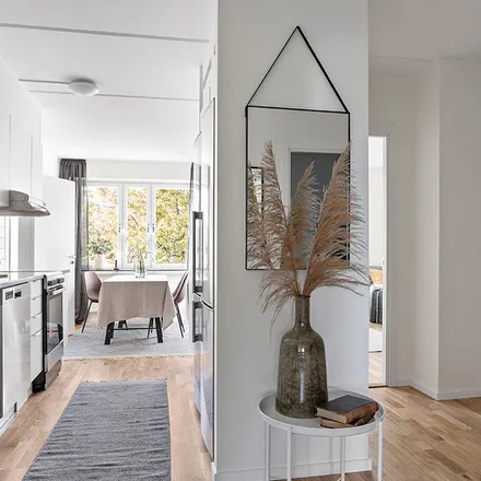 Rent this 3 bed apartment on Esbjergsgatan in 632 26 Eskilstuna, Sweden
