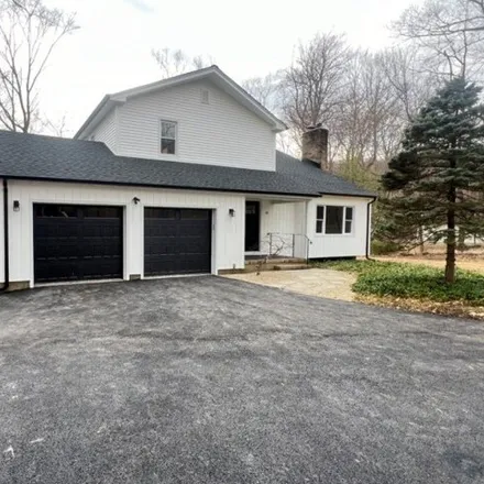 Buy this 4 bed house on (609) in Northwood, Hopatcong